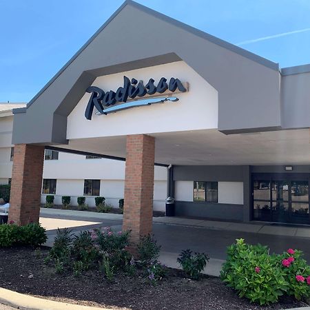 Radisson Hotel Detroit-פרמינגטון הילס מראה חיצוני תמונה