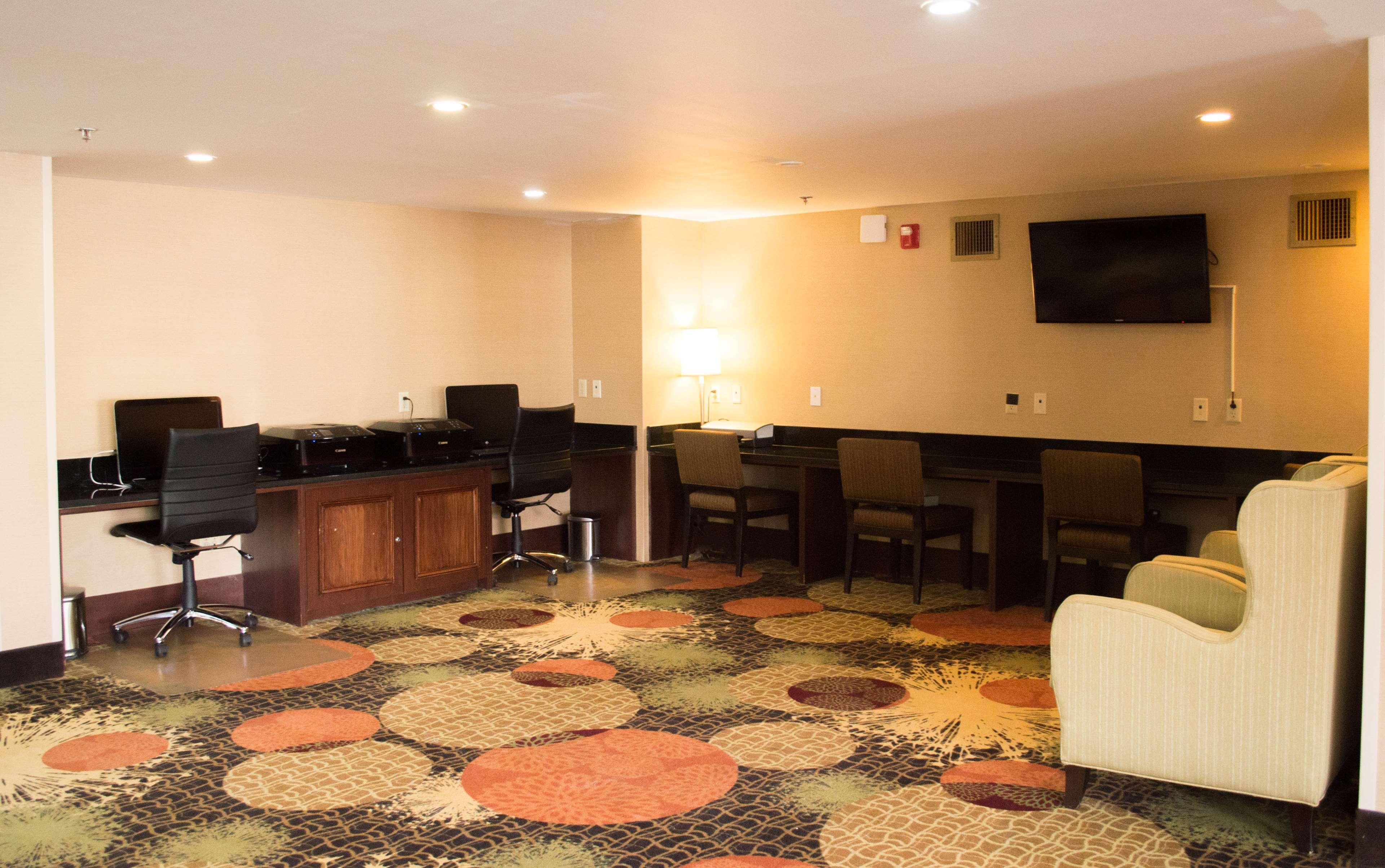 Radisson Hotel Detroit-פרמינגטון הילס מראה חיצוני תמונה