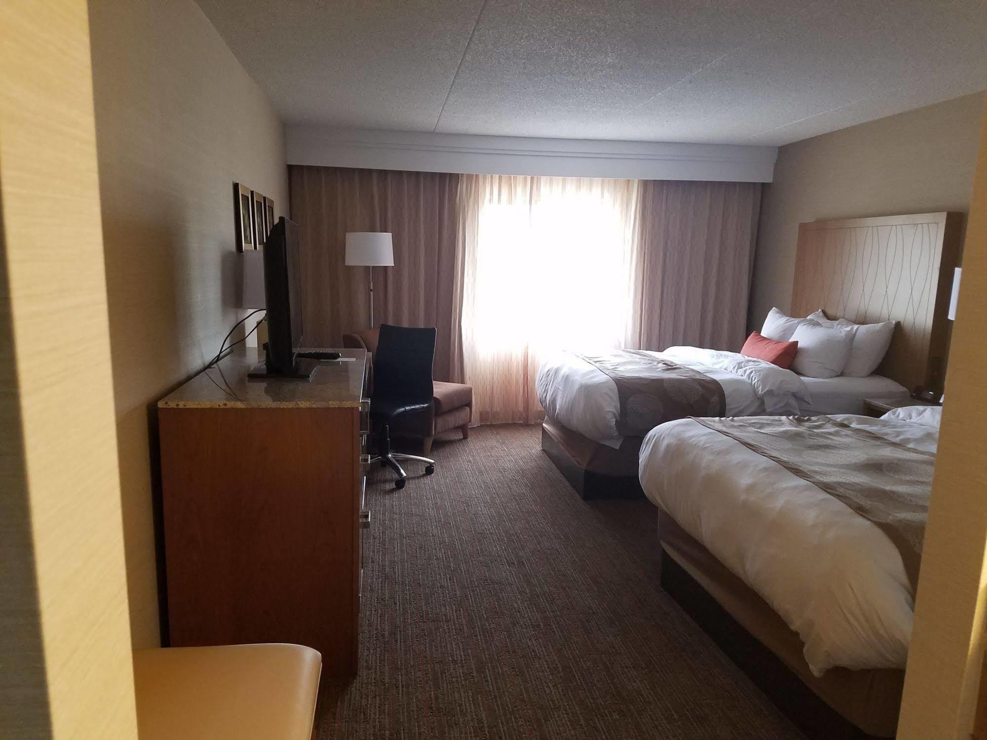 Radisson Hotel Detroit-פרמינגטון הילס מראה חיצוני תמונה