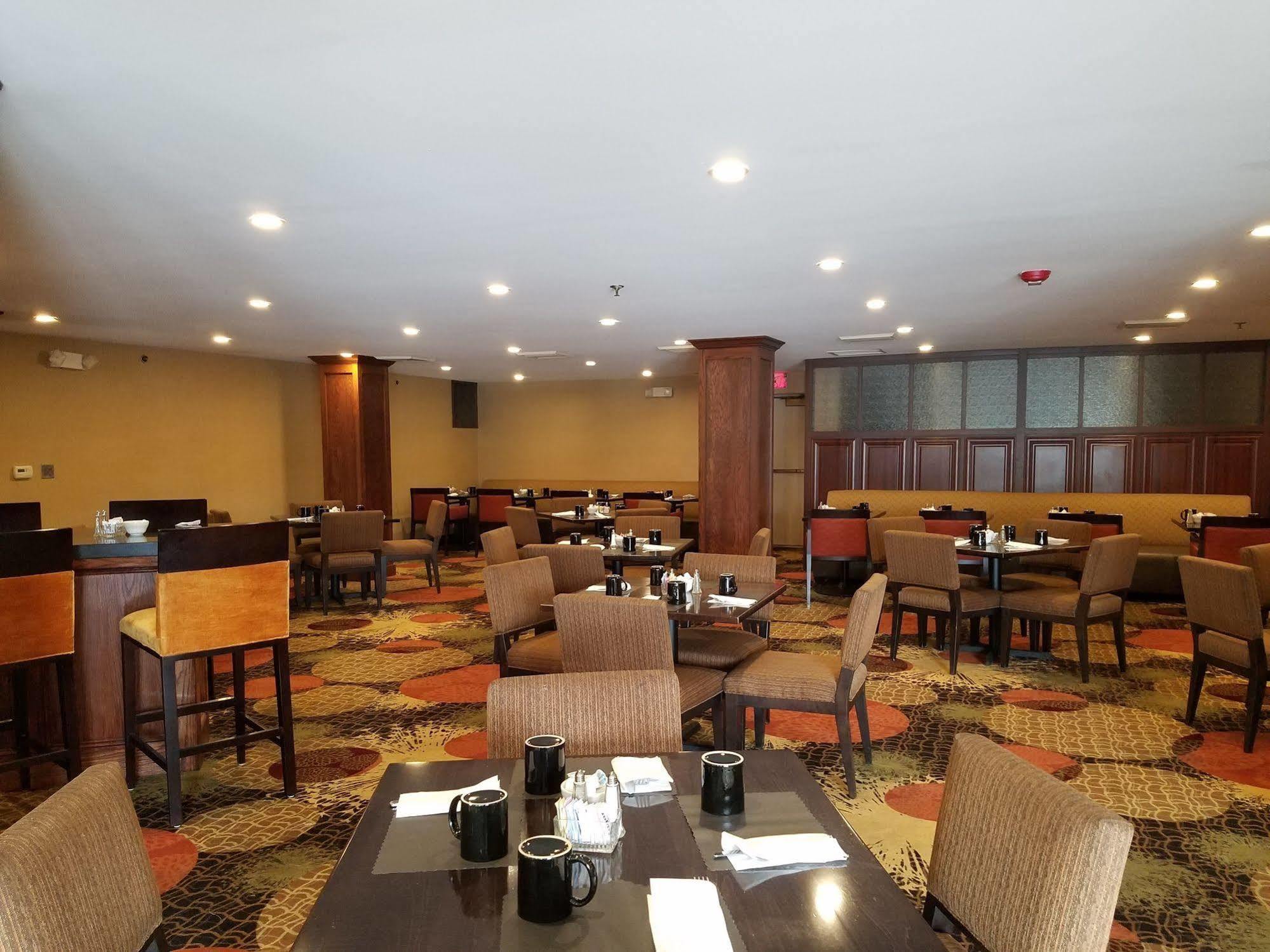 Radisson Hotel Detroit-פרמינגטון הילס מראה חיצוני תמונה